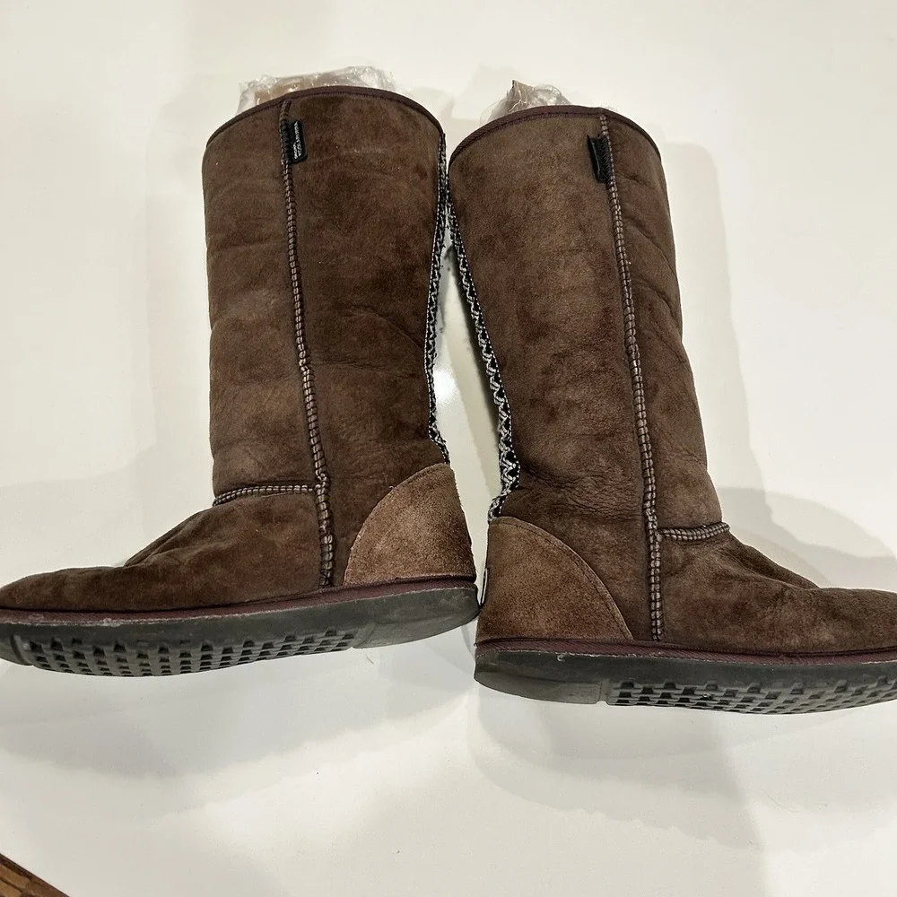 Koolaburra Tall Sheepskin Boots Women Size 8 Brown Suede‎ Shearling EU 40